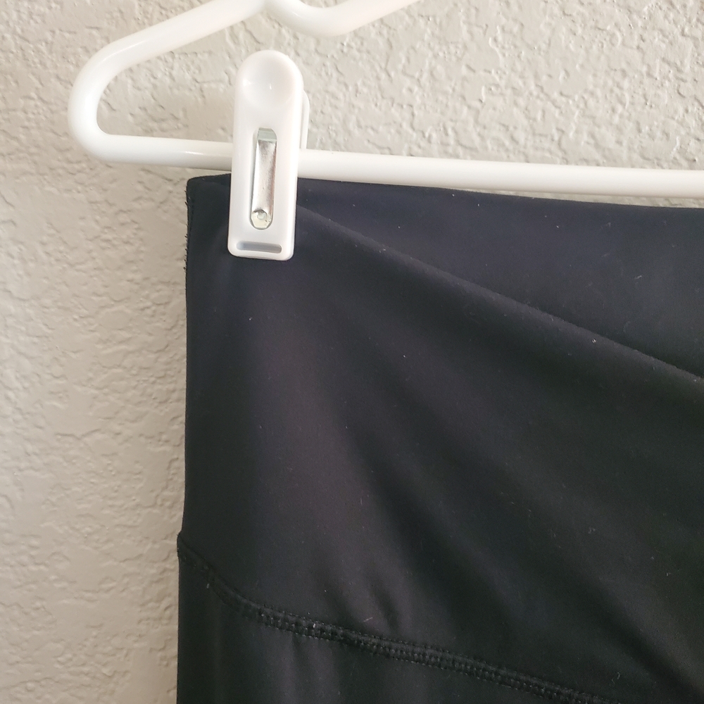 Women's Black Leggings - Picture 10 of 12